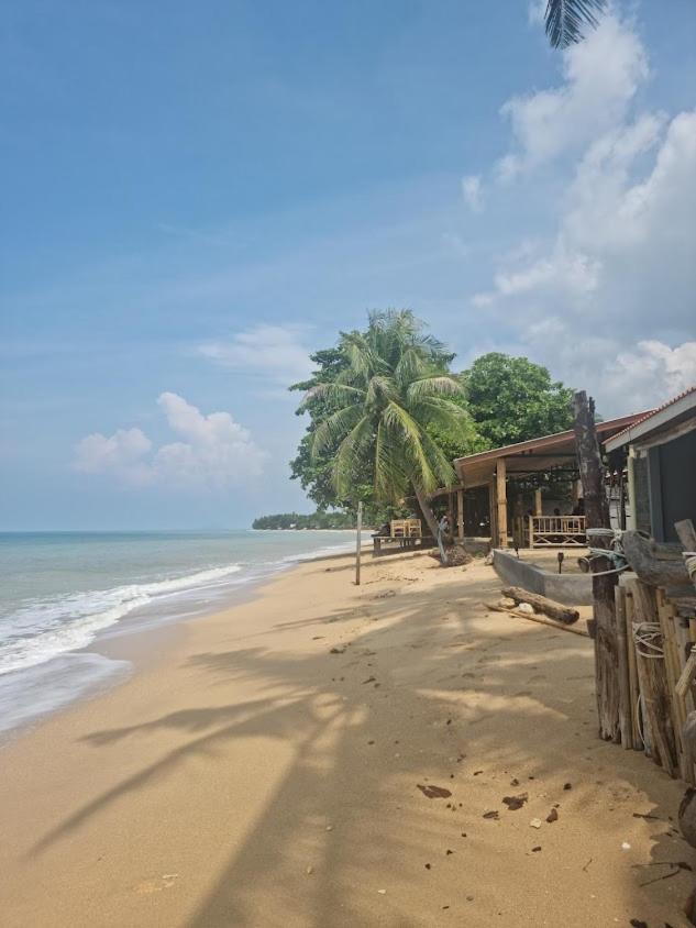 Scandinavian Beach Resort Koh Lanta Bagian luar foto