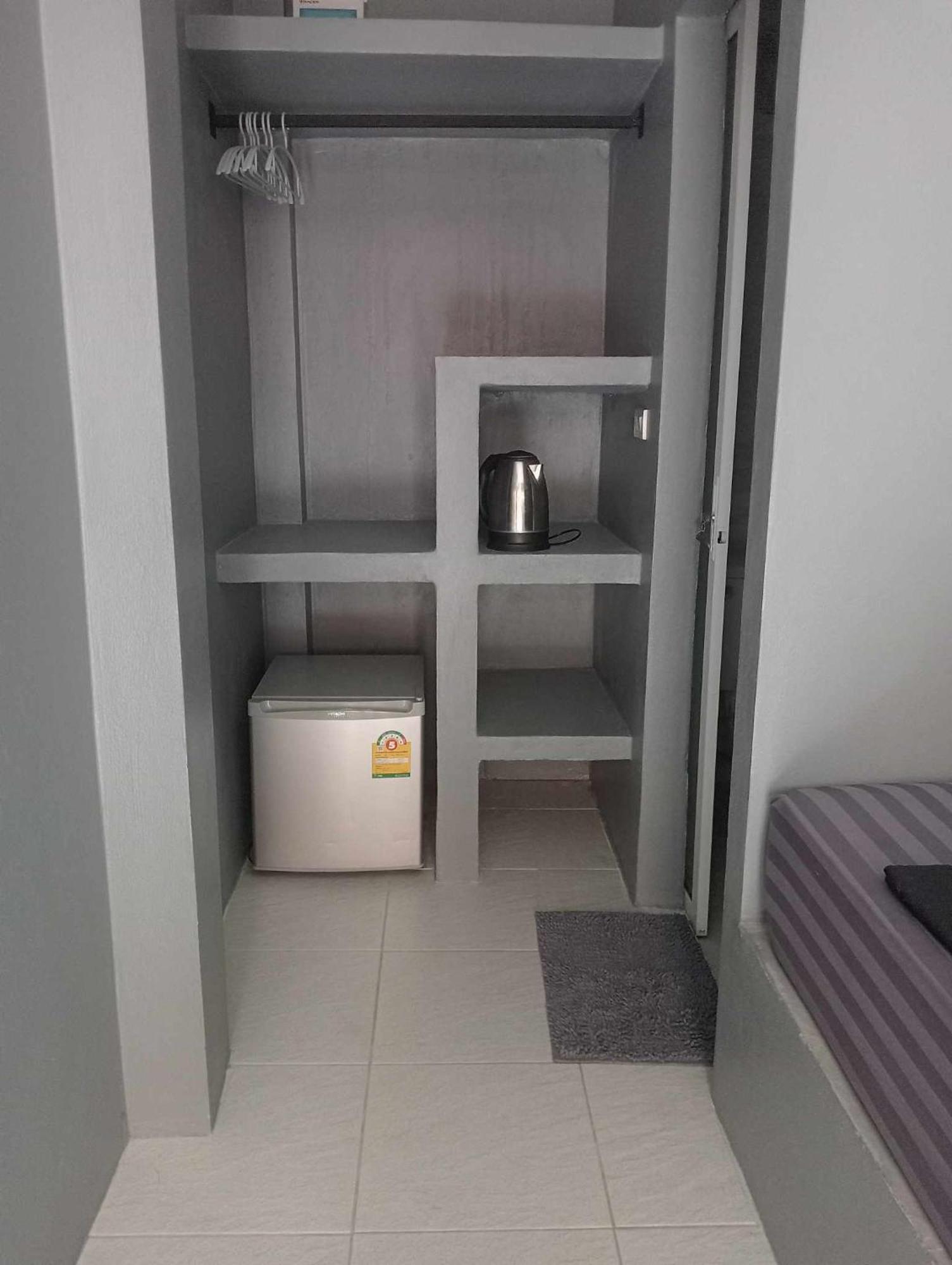 Scandinavian Beach Resort Koh Lanta Bagian luar foto