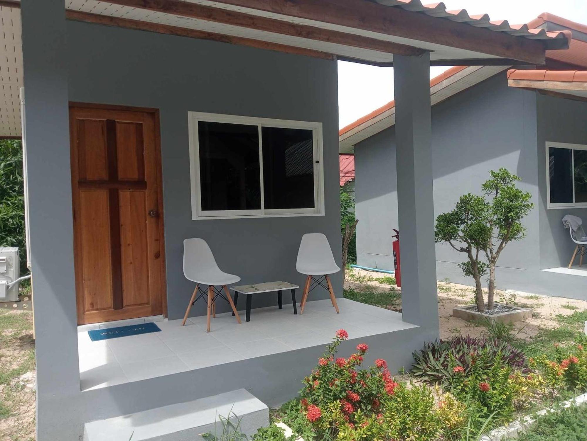 Scandinavian Beach Resort Koh Lanta Bagian luar foto