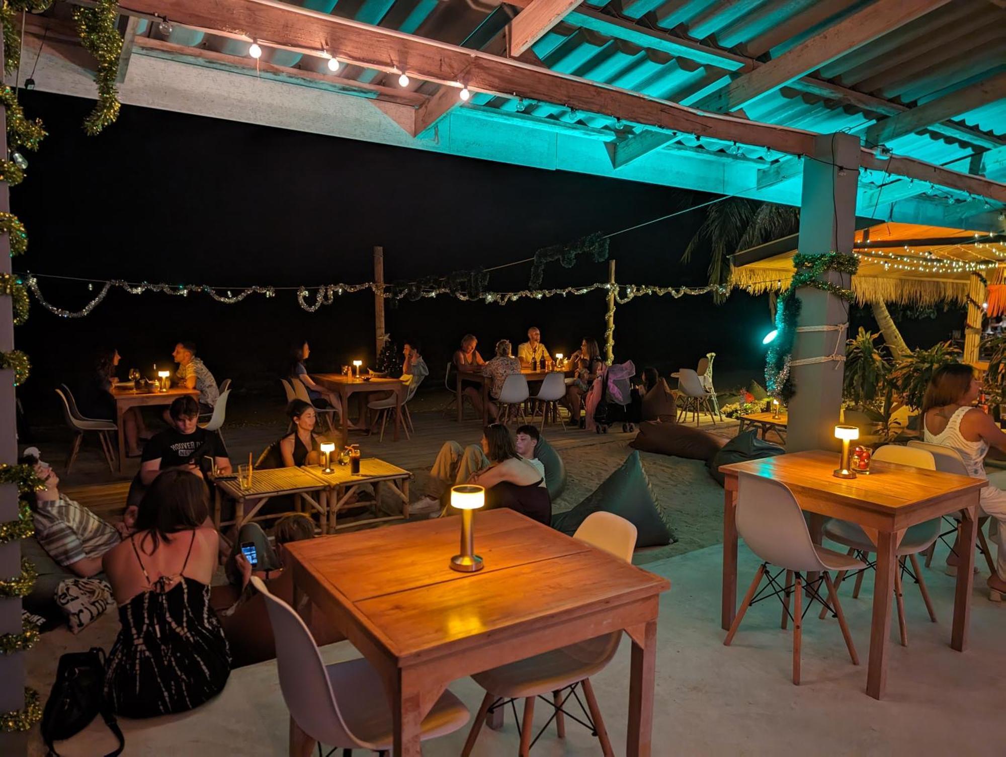 Scandinavian Beach Resort Koh Lanta Bagian luar foto